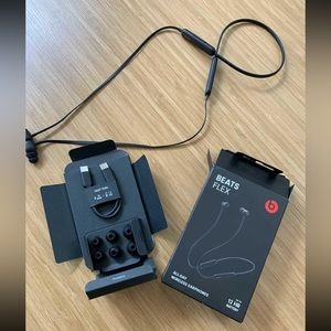 Beats Flex Wireless Earphones